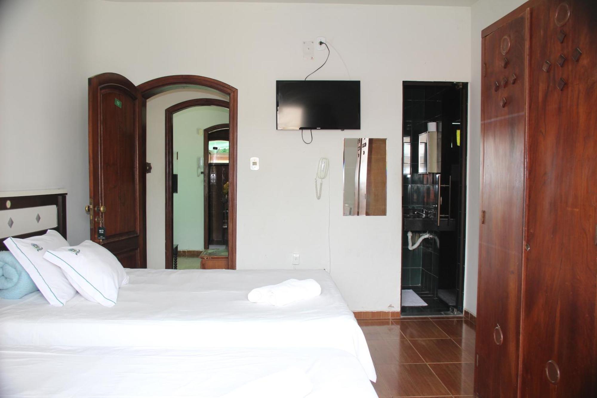 Hotel Chale Sao Jorge Aparecida  Exterior photo